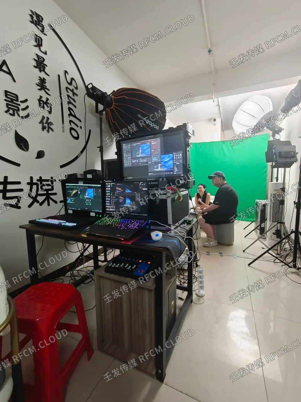 多平台直播发布会图片 1