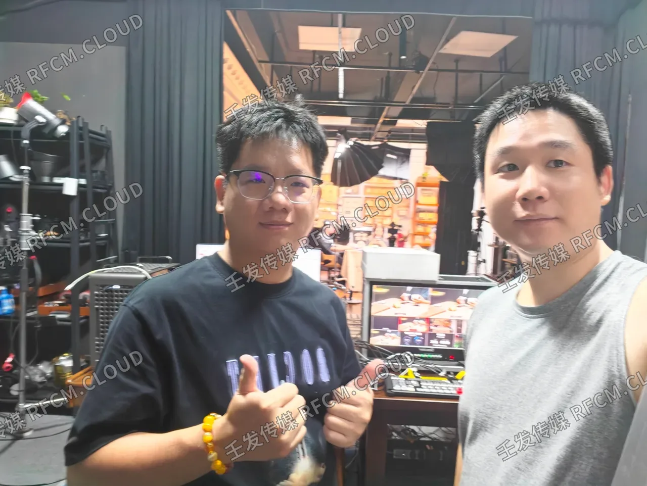 明星生日会多机位直播图片 7