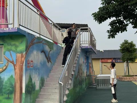 肇庆歌手直播图片 3