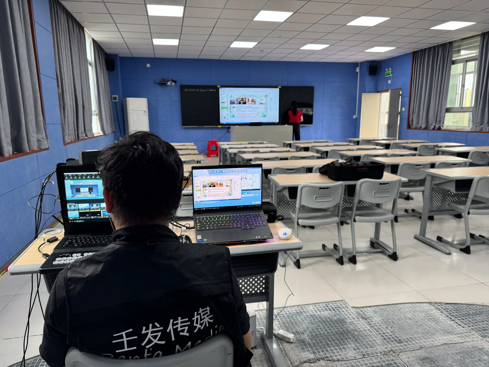 广州白云学校直播现场执行照片 3