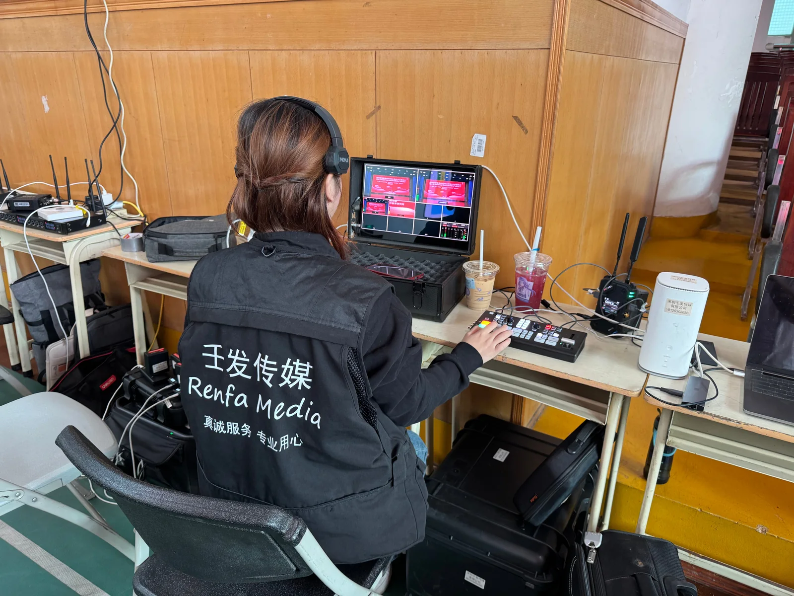 广州六中录制现场执行照片 3