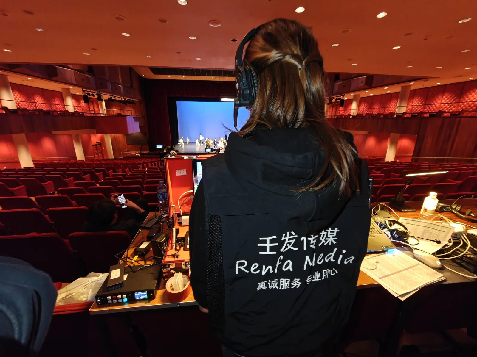 香港PDE舞蹈大赛演出直播现场执行照片 4